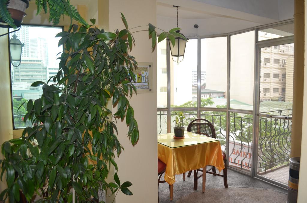 Saint Illian'S Inn Makati Makati City Buitenkant foto