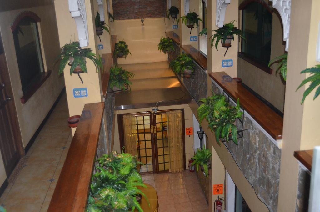 Saint Illian'S Inn Makati Makati City Buitenkant foto